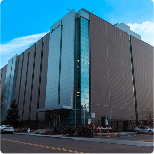 Exterior Photo of CoreSite SV7 - Sillicon Valley Data Center in Santa Clara, California